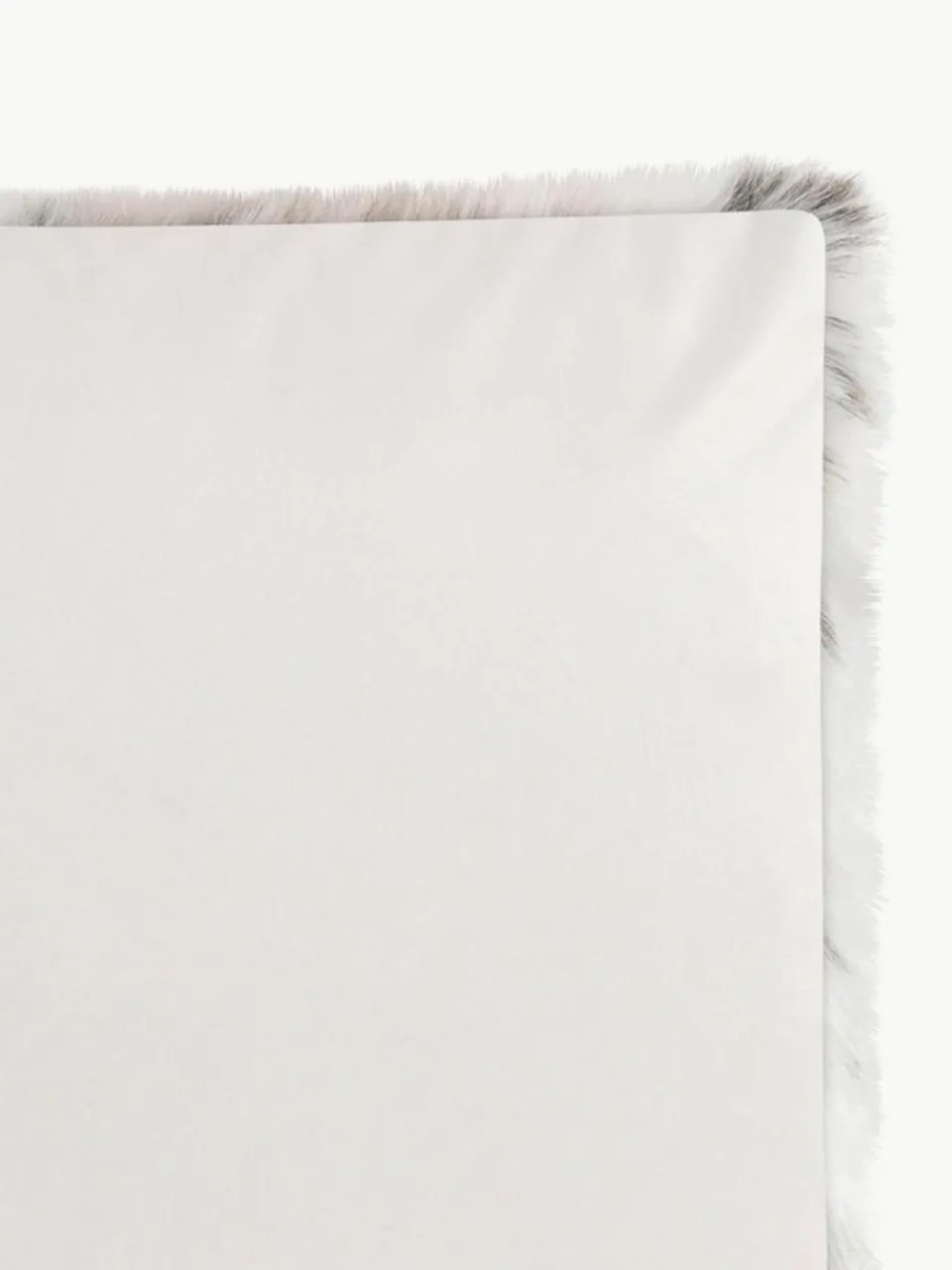 Magma Kuscheldecke Skins aus Kunstfell in Schneeleoparden-Optik