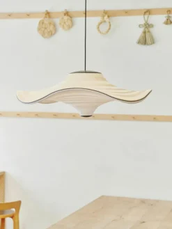 Made By Hand LED-Pendelleuchte Flying aus Naturfaser