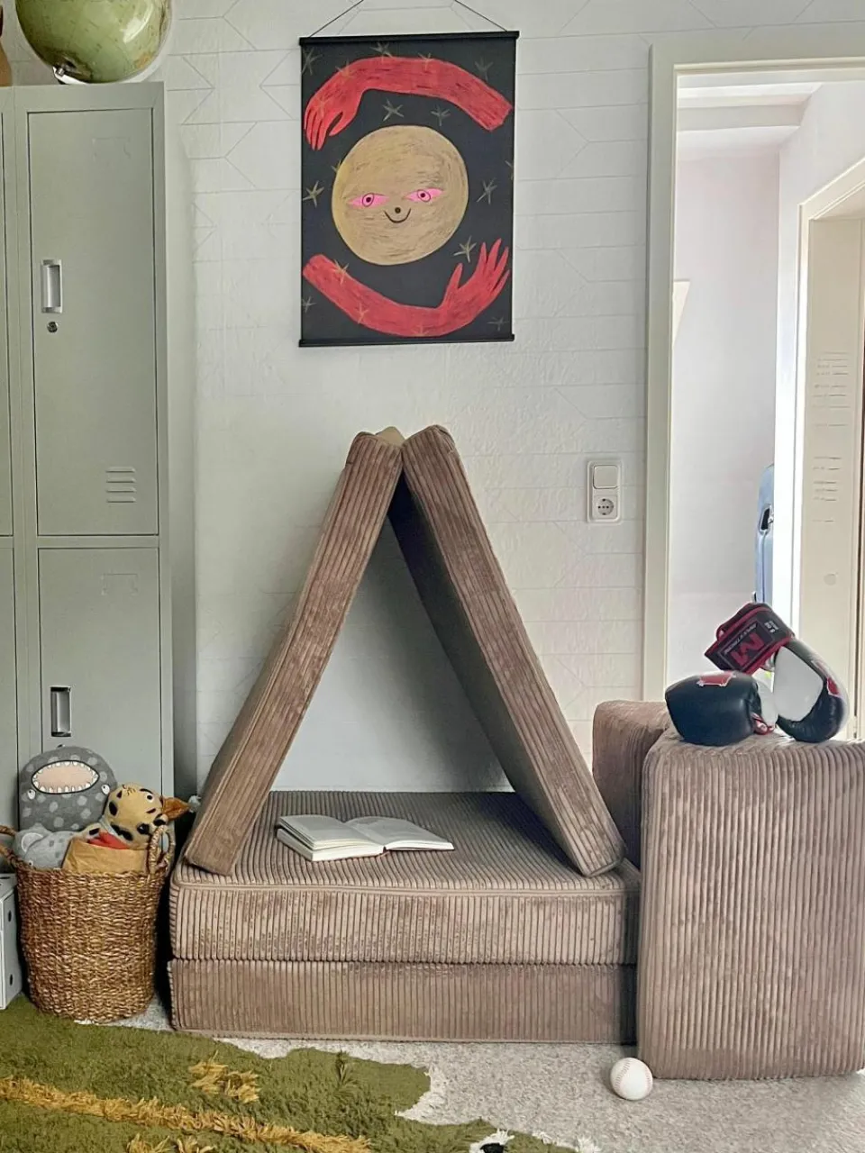 Kinder Funzy Modulares Kinder-Spielsofa Mila aus Cord, handgefertigt