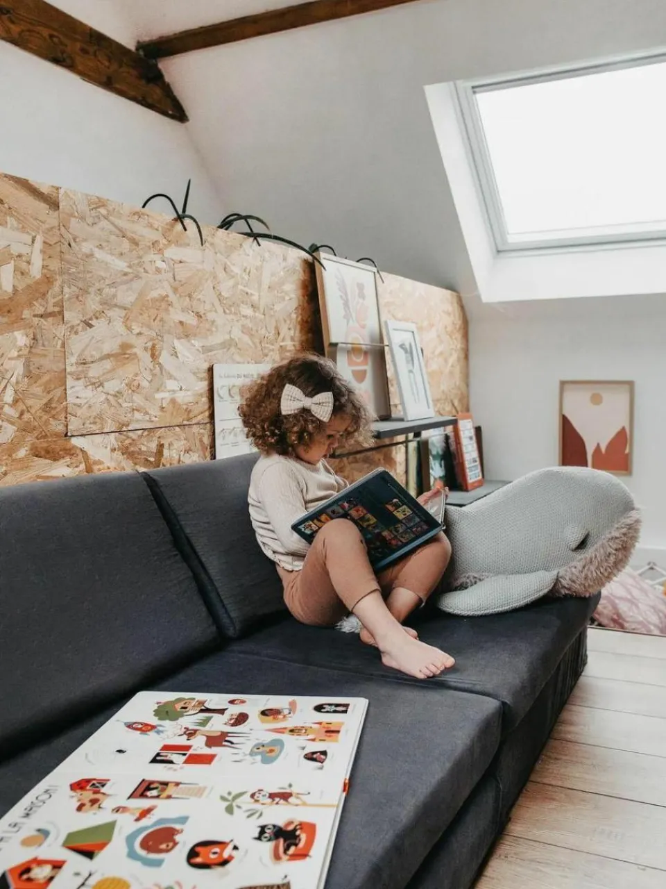 Kinder Funzy Modulares Kinder-Spielsofa Mila aus Samt, handgefertigt