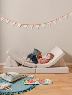 Kinder Funzy Modulares Kinder-Spielsofa Mila aus Samt, handgefertigt