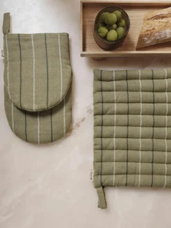 ferm LIVING Ofenhandschuh Ito aus Bio-Baumwolle