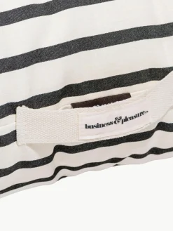 Business & Pleasure Outdoor Bodenkissen Cozy mit Streifen