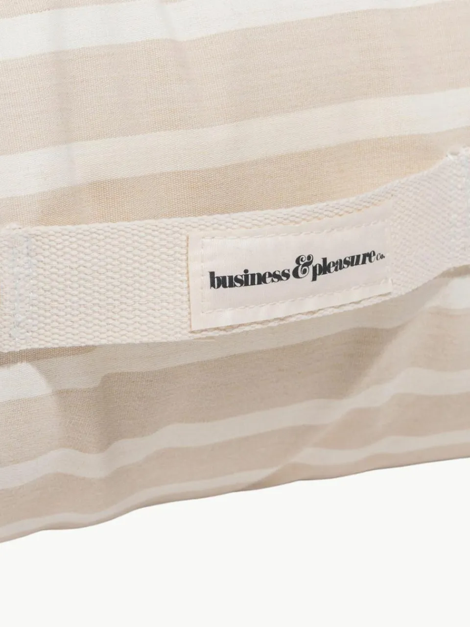 Business & Pleasure Outdoor Bodenkissen Cozy mit Streifen