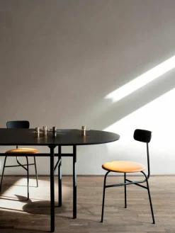 Audo Copenhagen Ovaler Esstisch Snaregade, 210 x 95 cm