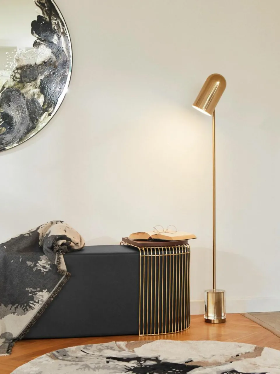 Aytm Ovaler Metall-Beistelltisch Curva