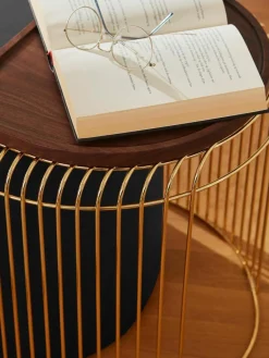 Aytm Ovaler Metall-Beistelltisch Curva