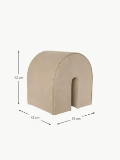 Kristina Dam Polsterhocker Curved aus Nubukleder