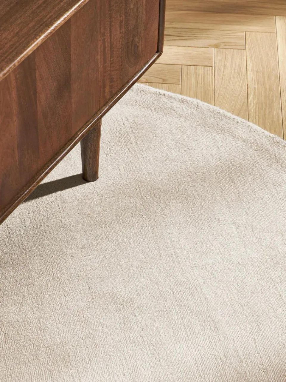 Westwing Collection Runder Viskoseteppich Jane, handgewebt