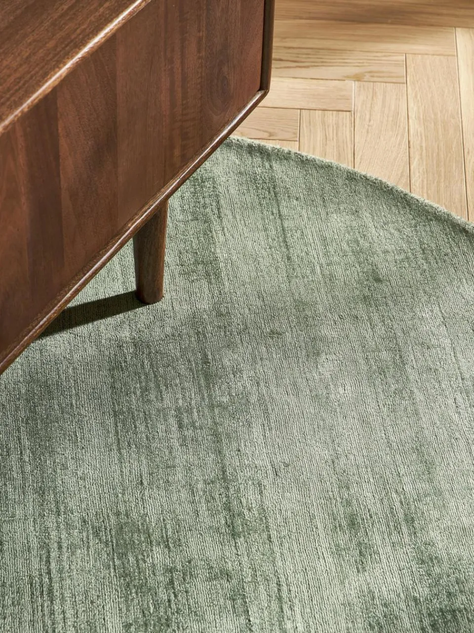 Westwing Collection Runder Viskoseteppich Jane, handgewebt