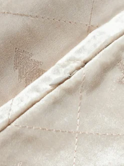 Westwing Collection Samt-Kissenhülle Isadora mit weihnachtlicher Stickerei