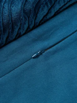 Westwing Collection Samt-Kissenhülle Nisha mit Strukturmuster