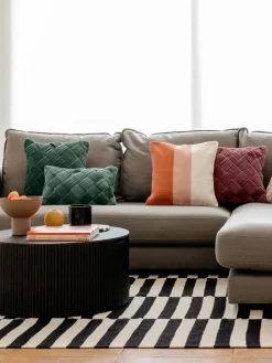 Westwing Collection Samt-Kissenhülle Sina mit Strukturmuster