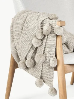 Westwing Collection Strickdecke Molly mit Pompoms