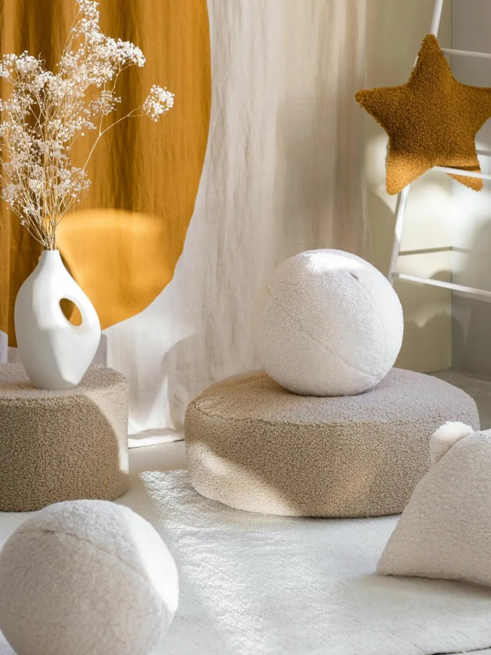Kinder Wigiwama Teddy-Kuschelkissen Star