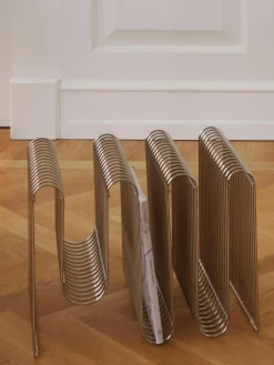 Aytm Zeitschriftenhalter Curva aus Metall