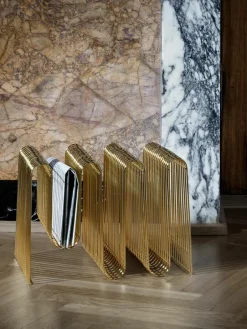 Aytm Zeitschriftenhalter Curva aus Metall
