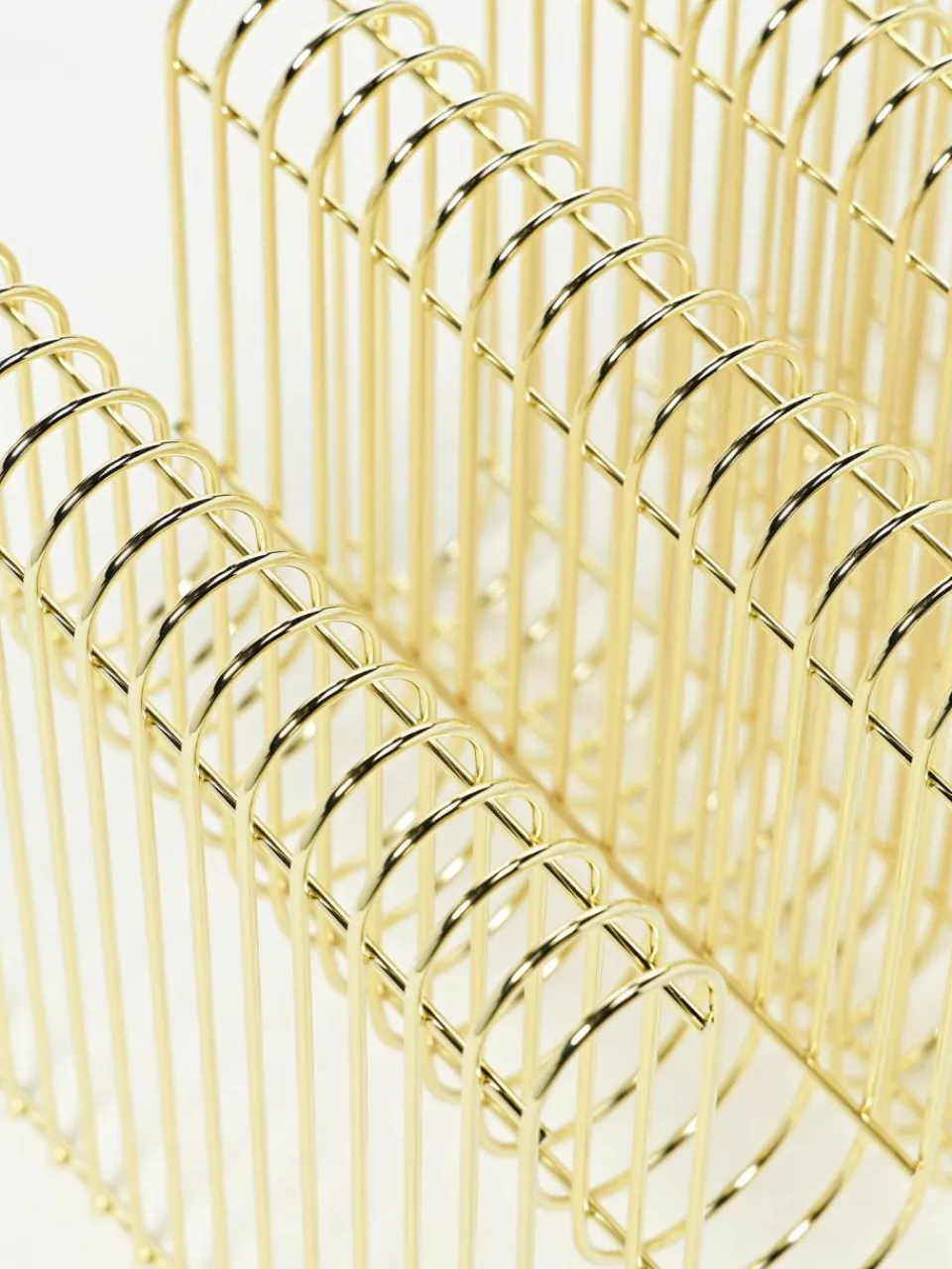 Aytm Zeitschriftenhalter Curva aus Metall